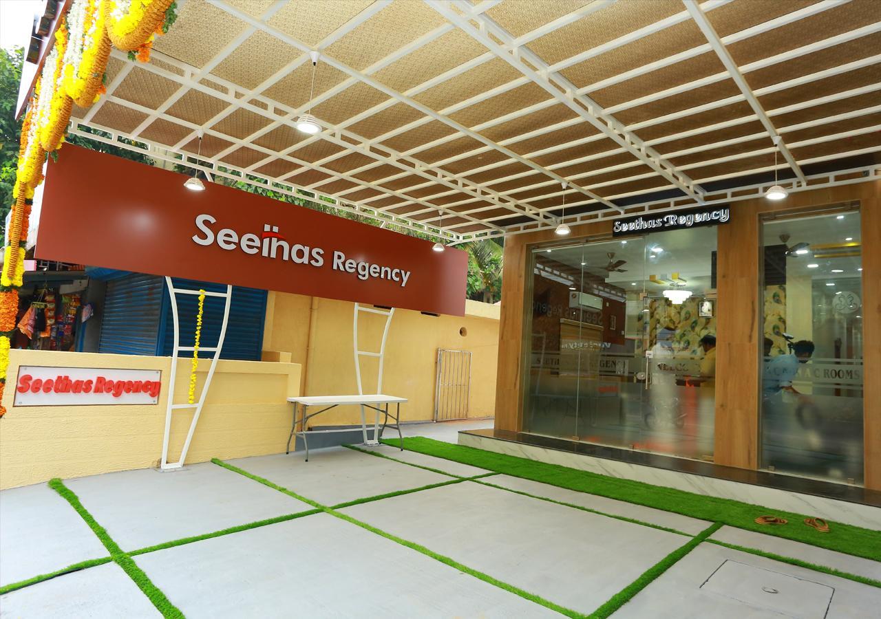 Seethas Regency Hotel Guruvāyūr Habitación foto